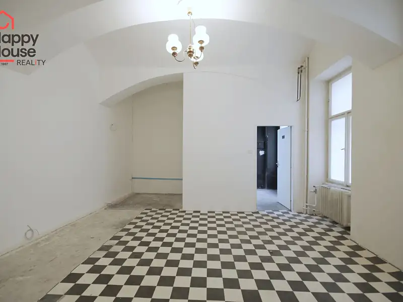 Pronájem kanceláře 86 m², Praha – náhled fotky 1