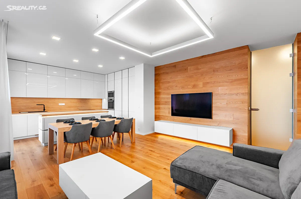 Pronájem bytu 3+kk 79 m², Praha