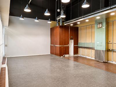 Pronájem obchodního prostoru 100 m²
