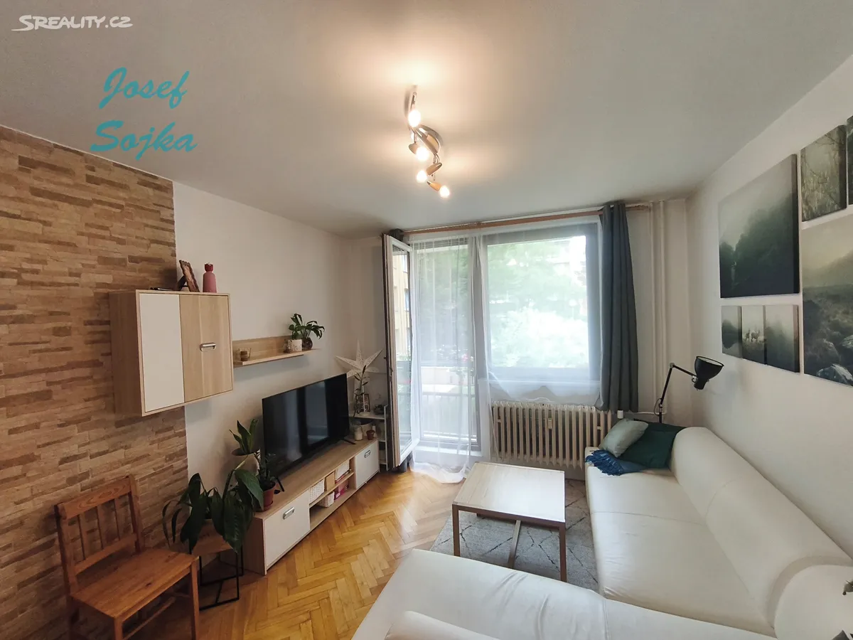 Prodej bytu 2+1 52 m² – pohled 3