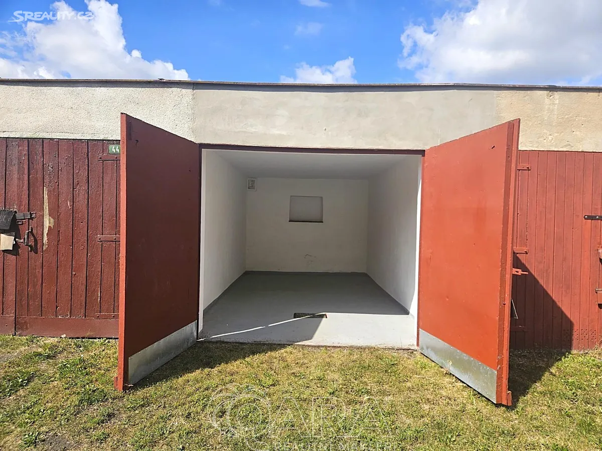 Prodej garáže 17 m², Praha