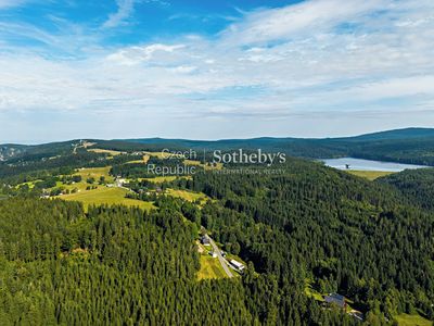 Prodej stavebního pozemku 2976 m²