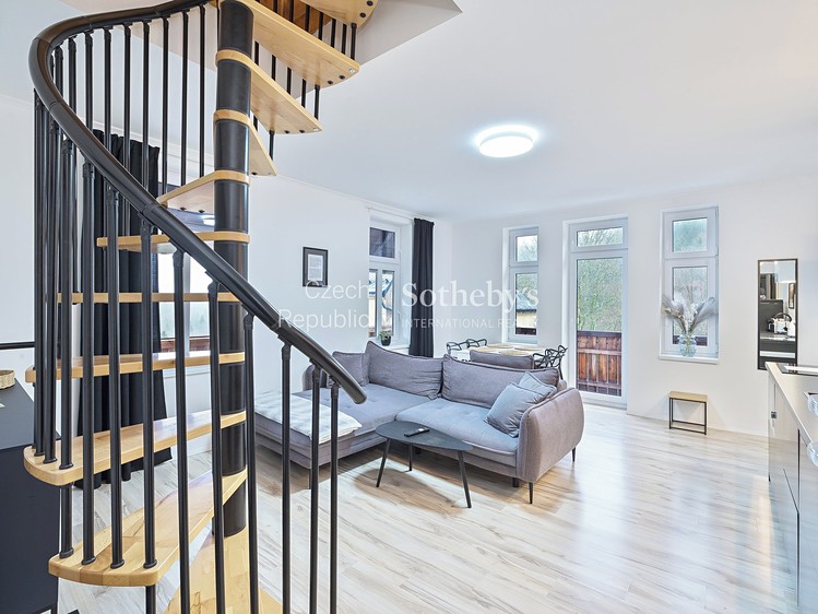 Prodej komerčního prostoru, 77 m² (6 z 26)