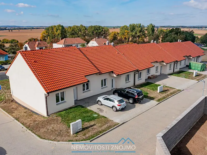 Prodej rodinného domu 97 m², pozemek 327 m², Znojmo – náhled fotky 3