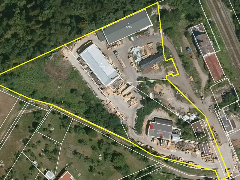 Pronájem výrobní haly, prostoru 1600 m², Šumná – náhled fotky 1