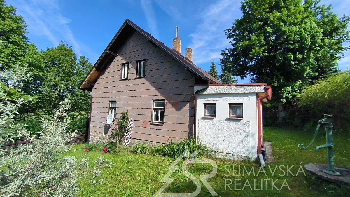 Prodej rodinného domu 105 m², pozemek 451 m² – fotografie 4