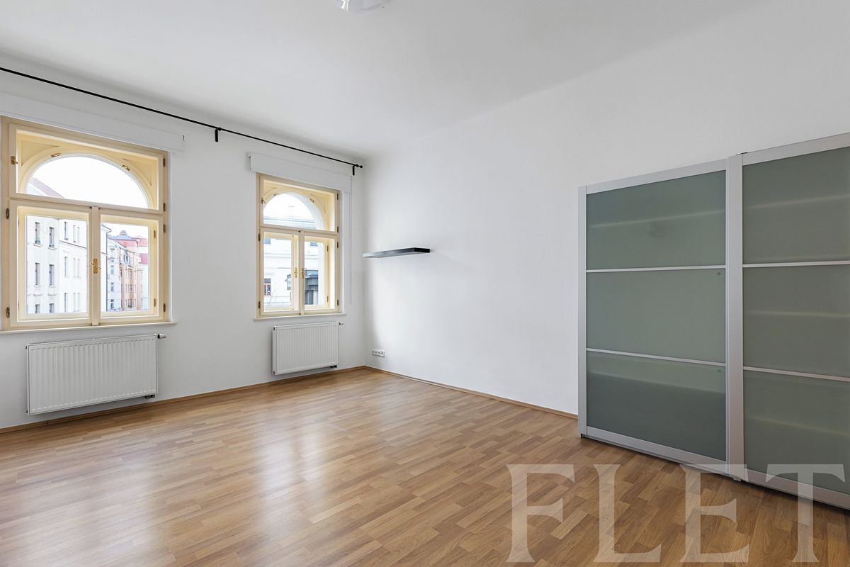 Pronájem bytu 1+1 45 m²