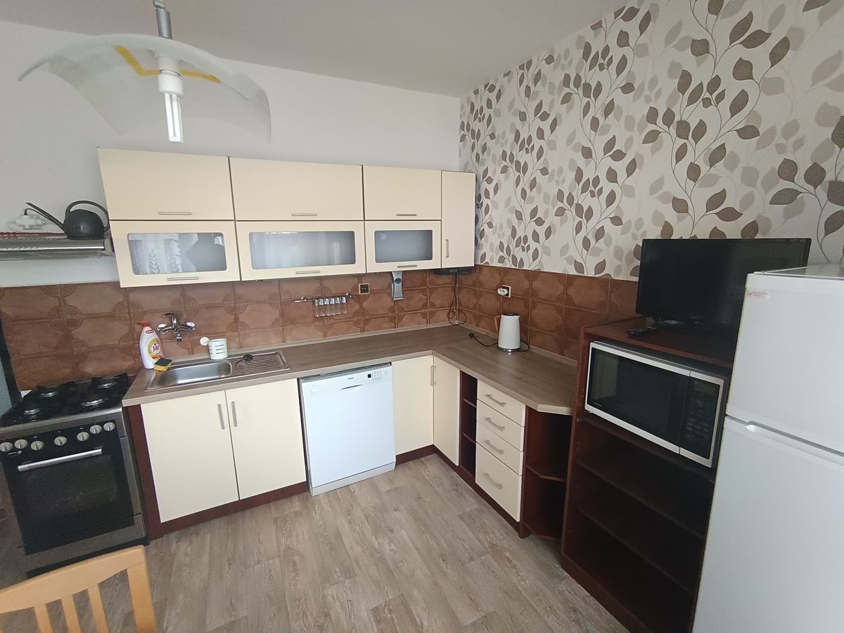 Prodej rodinného domu 120 m², pozemek 200 m² – fotografie 4