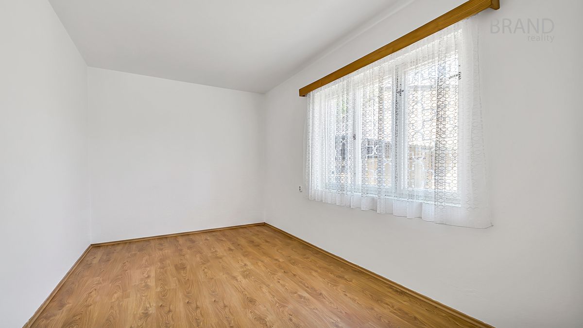 Prodej rodinného domu 190 m², pozemek 528 m² – fotografie 4