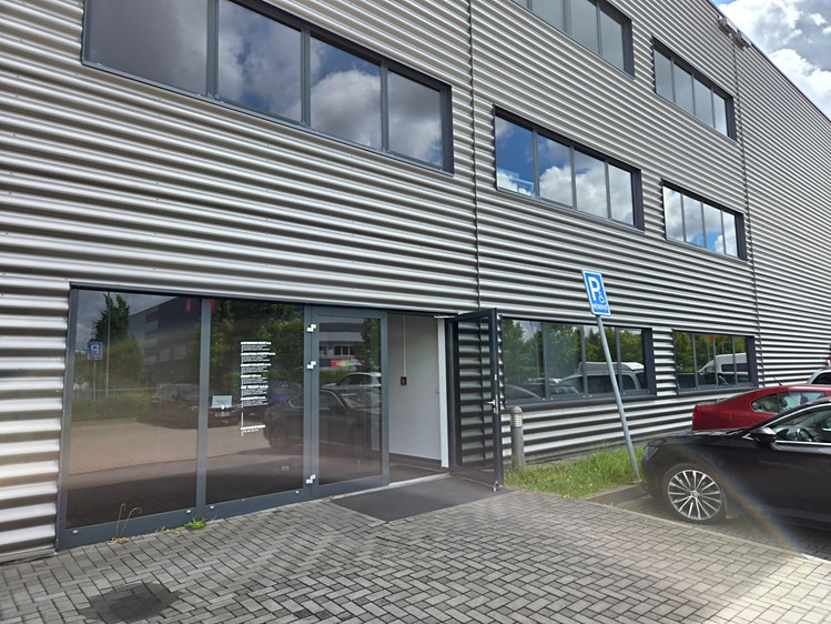 Комерційне приміщення в оренду, 153 м² (2 з 15)