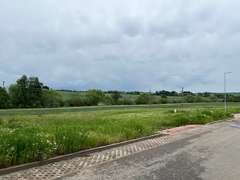 Prodej stavebního pozemku 1044 m², Libeř – náhled fotky 3