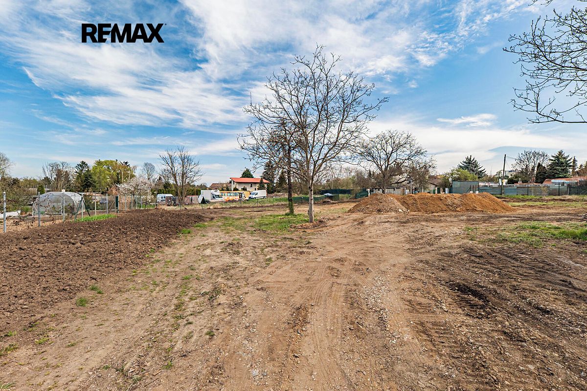 Prodej stavebního pozemku 1120 m² – fotografie 2
