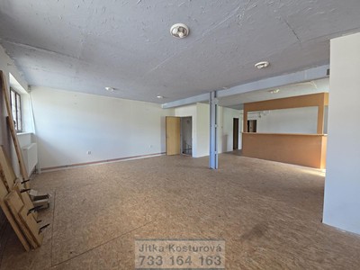 Pronájem kanceláře 100 m²