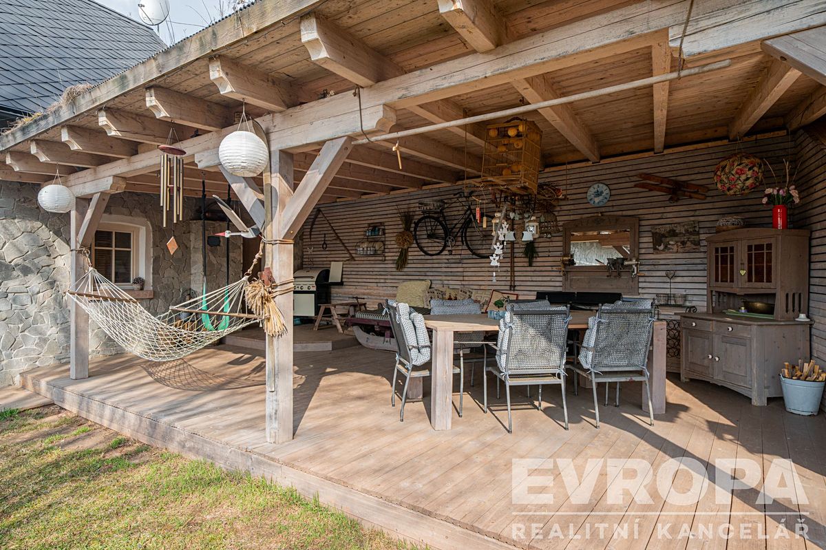 Prodej rodinného domu 120 m², pozemek 1895 m² – fotografie 5