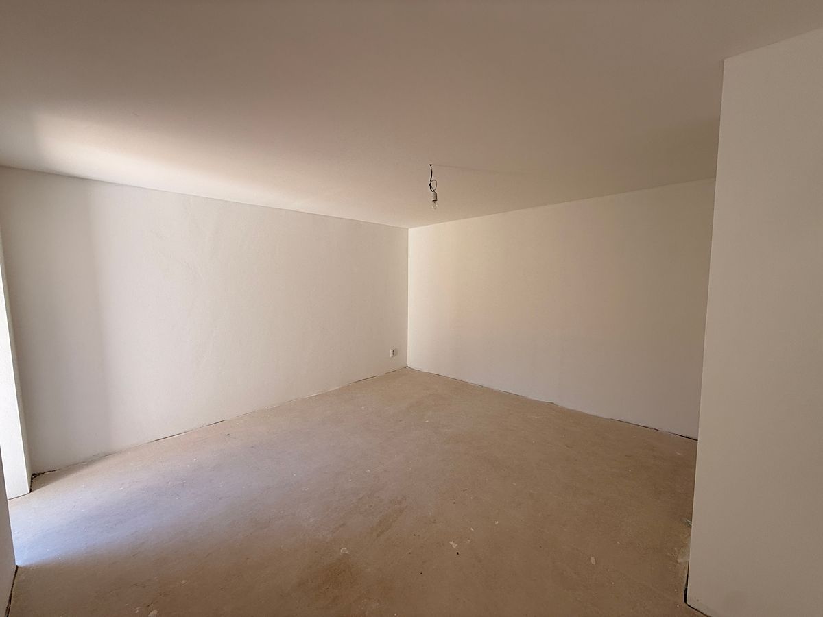 Prodej rodinného domu 119 m², pozemek 905 m² – fotografie 2