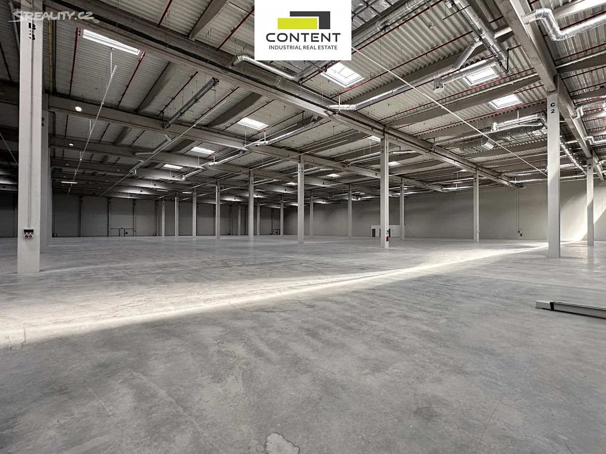 Pronájem výrobní haly, prostoru 19825 m²