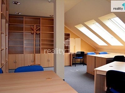 Pronájem kanceláře 33 m²