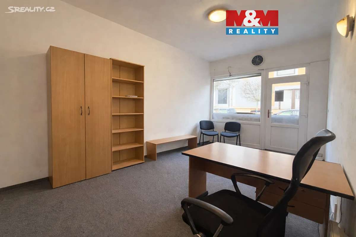 Pronájem kanceláře 20 m², Suchardova