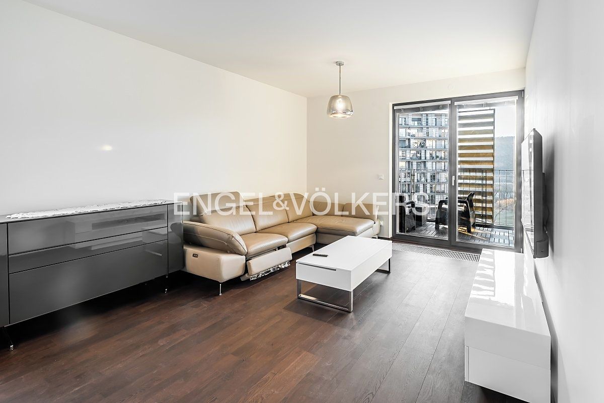 Pronájem bytu 3+kk 72 m²