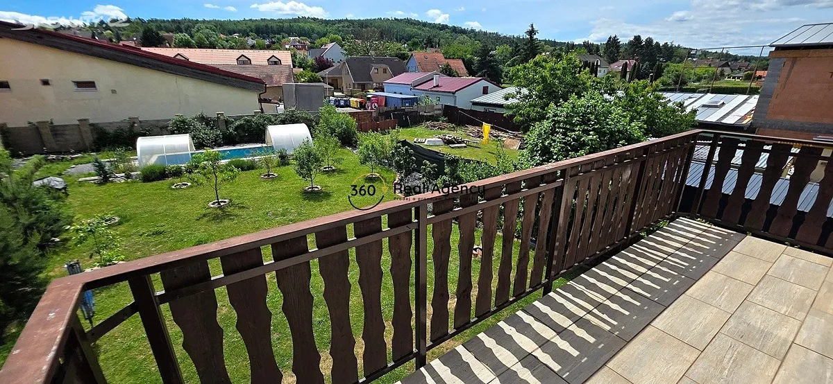 Pronájem rodinného domu 163 m², pozemek 700 m² – pohled 4