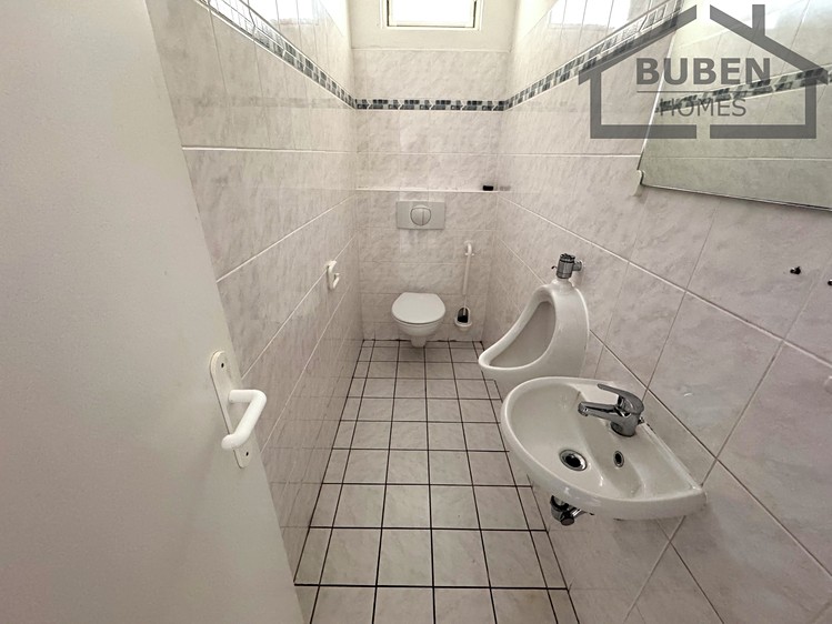 Комерційне приміщення в оренду, 380 м² (23 з 32)