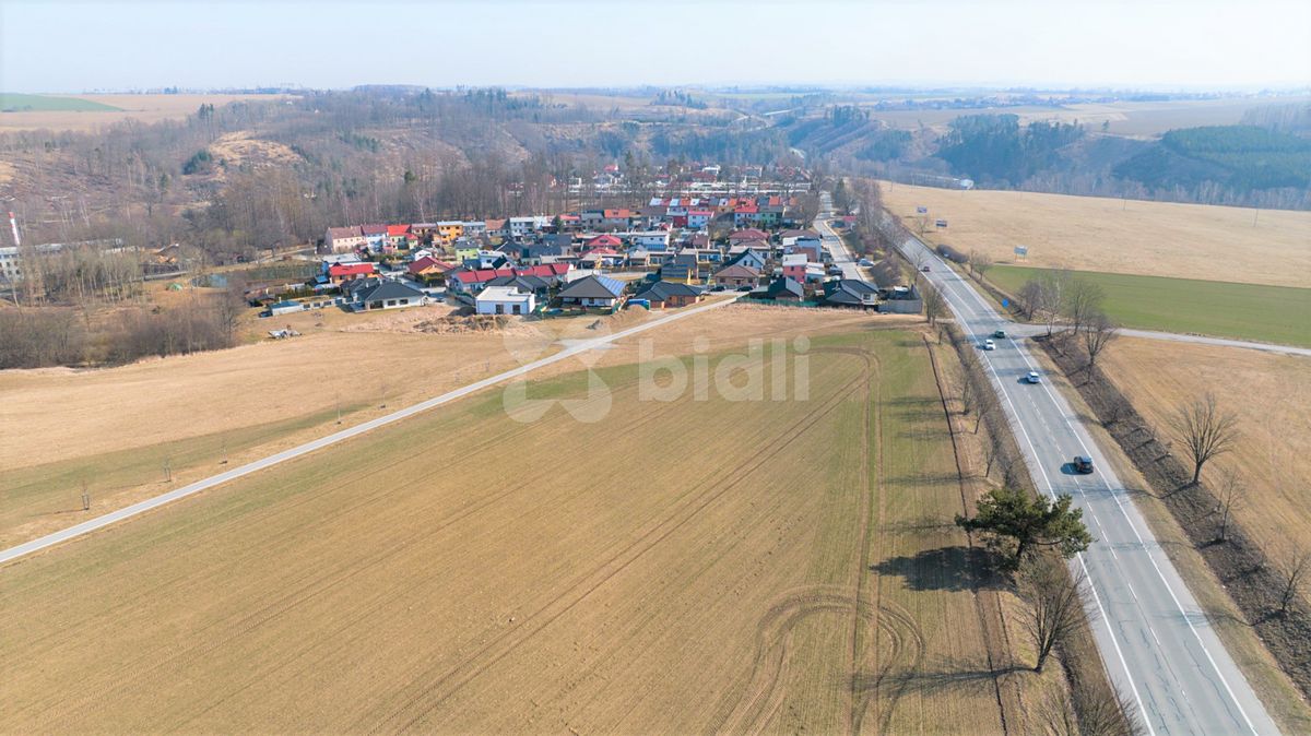 Prodej stavebního pozemku 2109 m² – fotografie 3