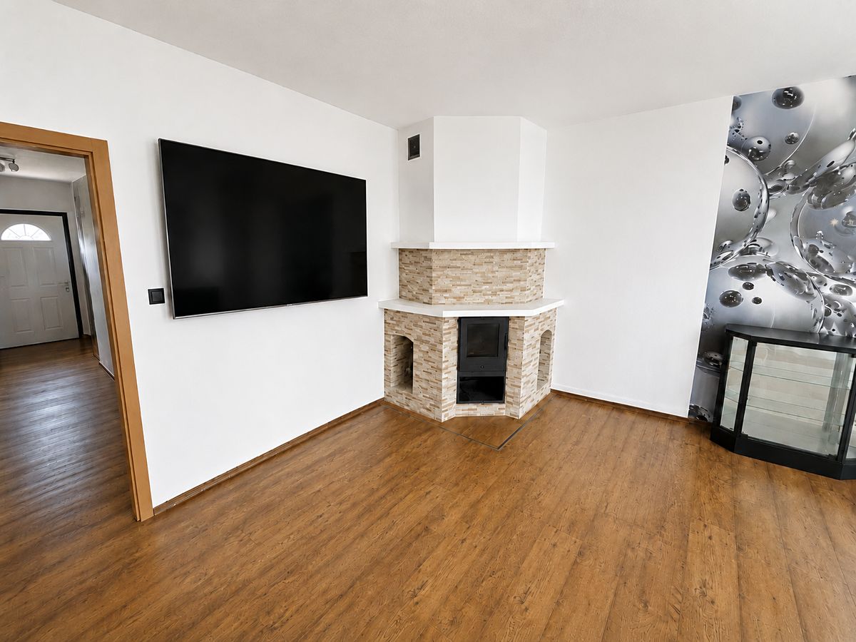 Prodej rodinného domu 130 m², pozemek 569 m² – fotografie 4