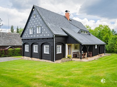 Prodej  rodinného domu 189 m², pozemek 6 451 m²