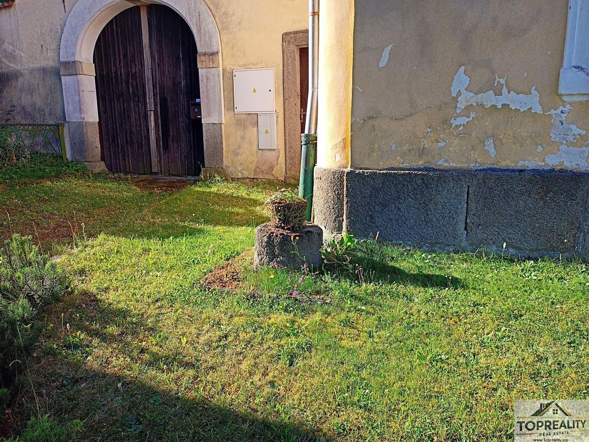 Prodej vily 180 m², pozemek 3054 m² – fotografie 2