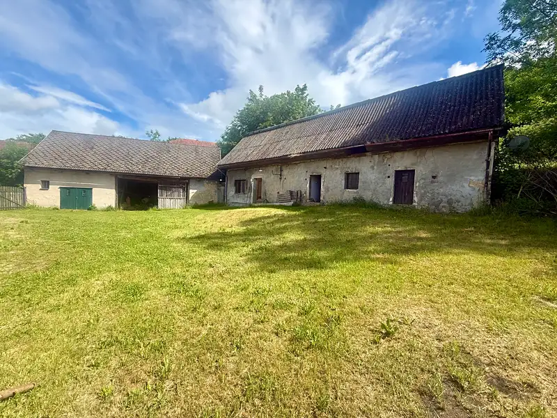 Prodej zemědělské usedlosti 200 m², pozemek 4853 m², Okrouhlice – náhled fotky 2