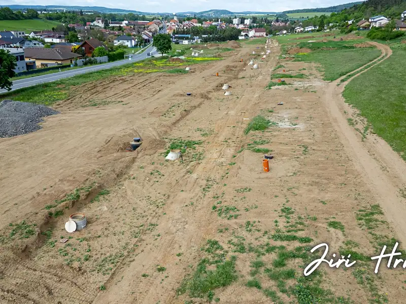 Prodej stavebního pozemku 800 m², Žebrák – náhled fotky 3