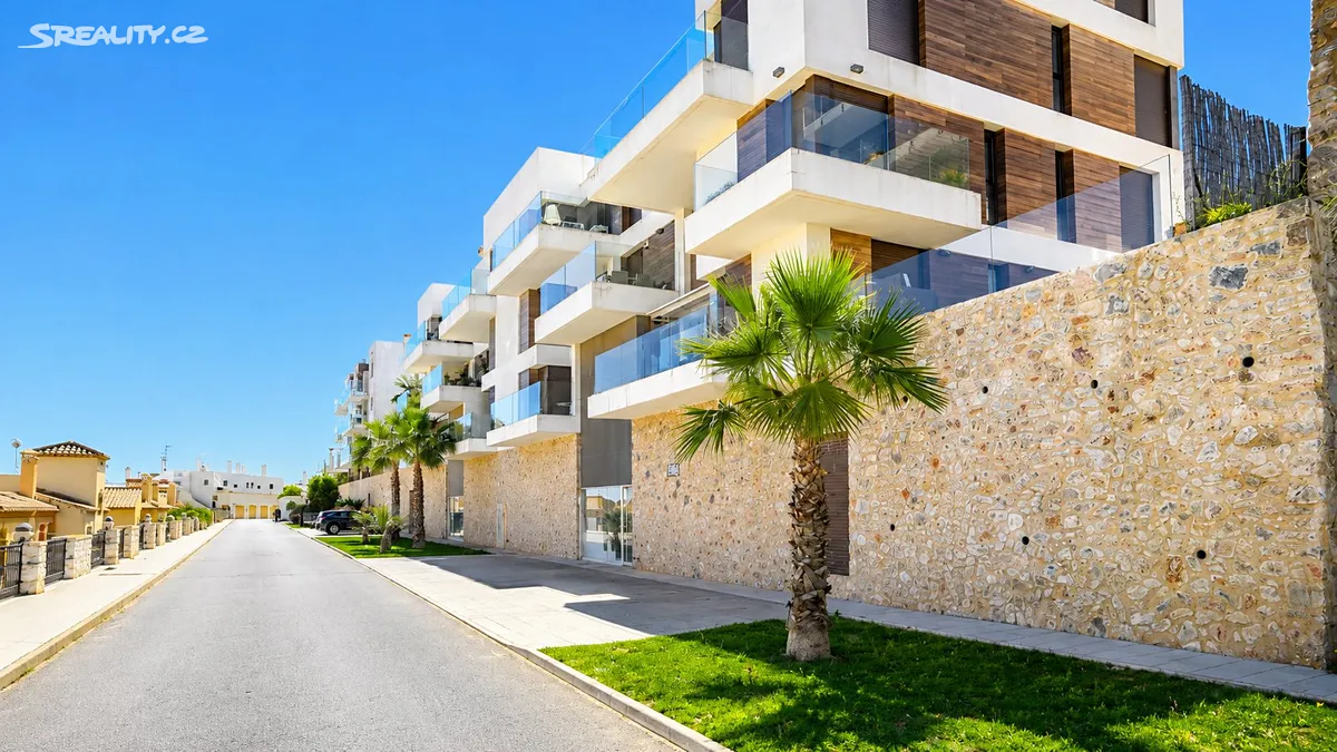 Prodej bytu 3+1 73 m², Torrevieja