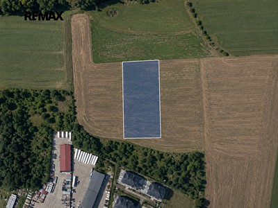 Prodej  pole 40 048 m²