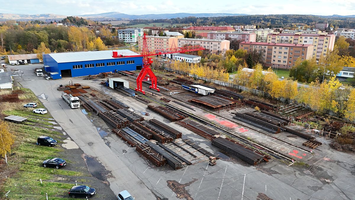 Prodej výrobní haly, prostoru 22924 m²