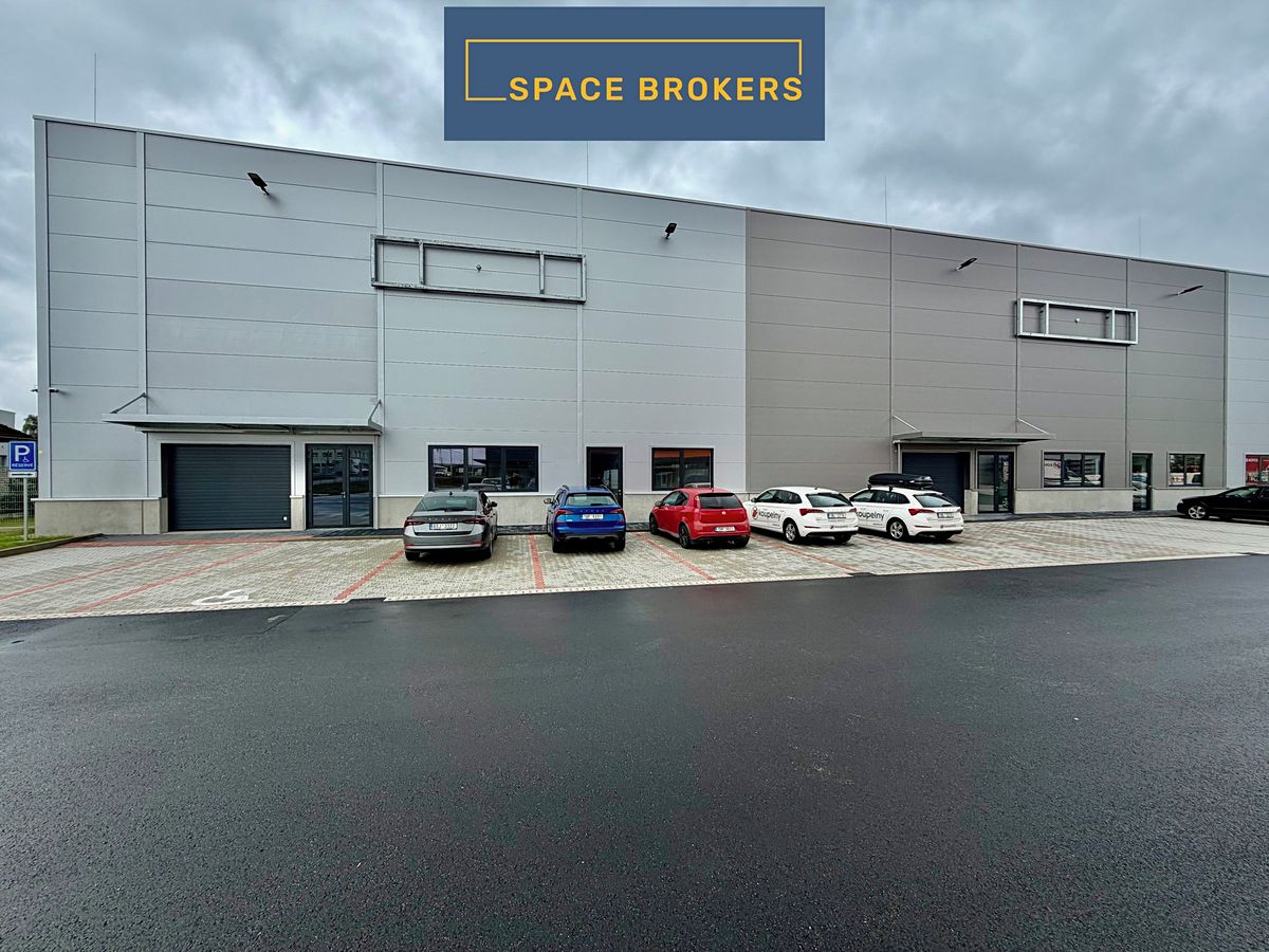 Pronájem skladového prostoru 816 m²