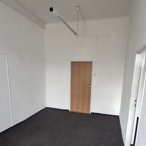 Комерційне приміщення в оренду, 31 м² (2 з 10)