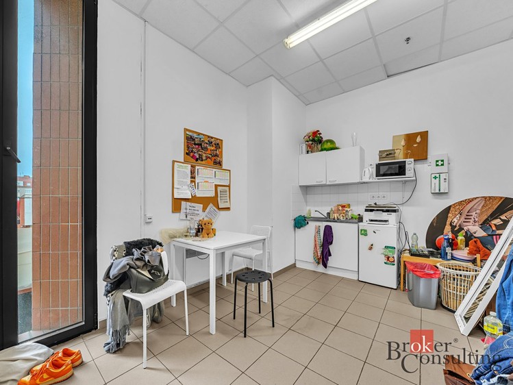 Комерційне приміщення в оренду, 88 м² (4 з 8)