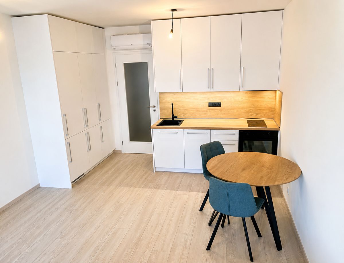 Pronájem bytu 1+kk 35 m²
