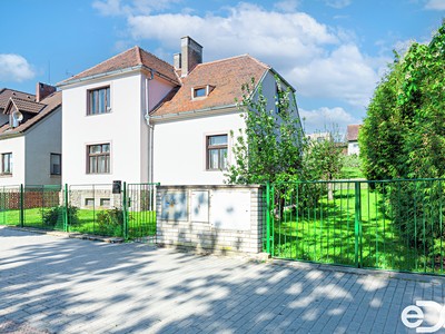 Prodej  rodinného domu 119 m², pozemek 908 m²