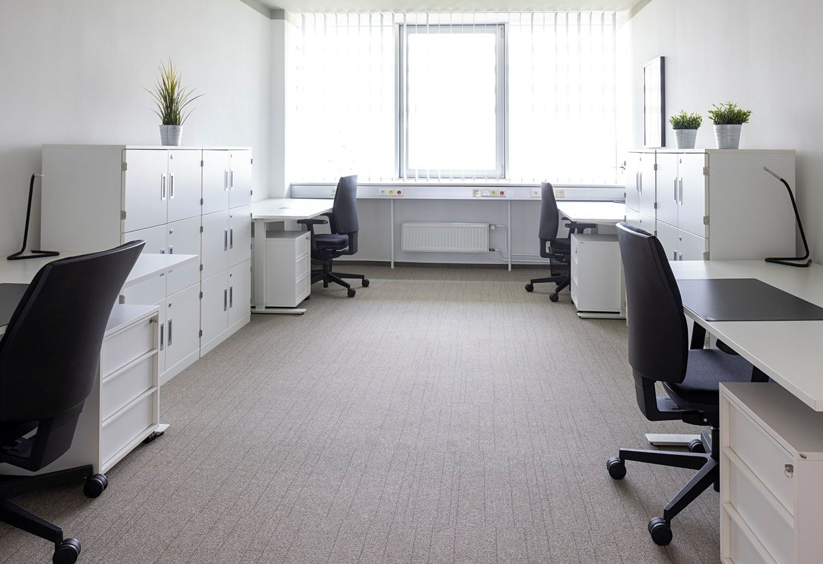 Pronájem kanceláře 45 m² – fotografie 3
