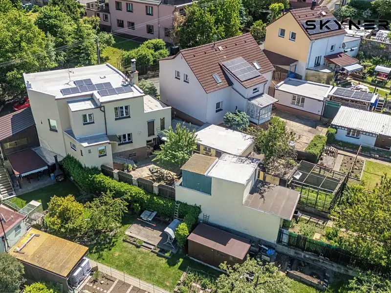 Prodej rodinného domu 220 m², pozemek 736 m², Trmice – náhled fotky 3