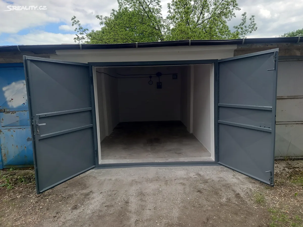 Prodej garáže 18 m², Chomutov