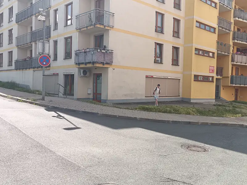 Pronájem kanceláře 144 m², Praha – náhled fotky 2