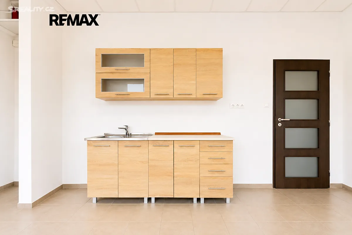 Pronájem bytu 1+1 66 m² – pohled 6