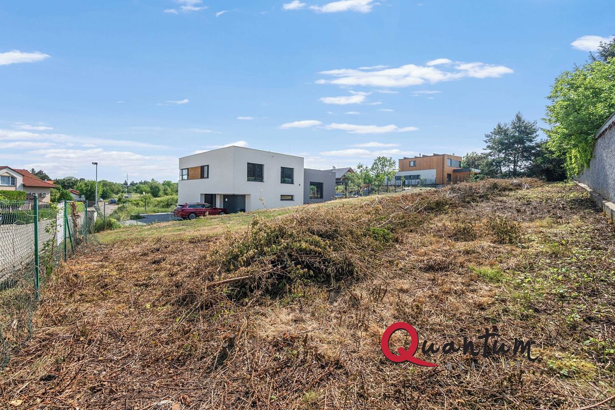 Prodej stavebního pozemku 1000 m² – fotografie 2