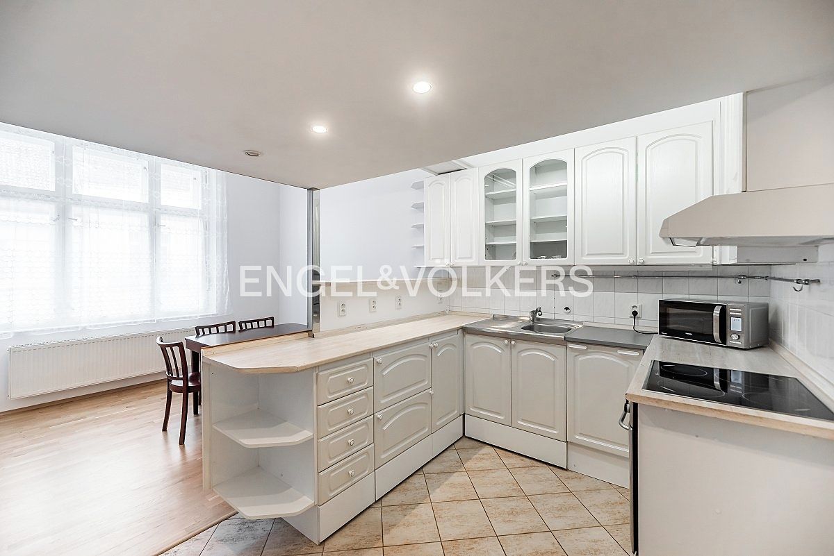 Pronájem bytu 2+kk 61 m²