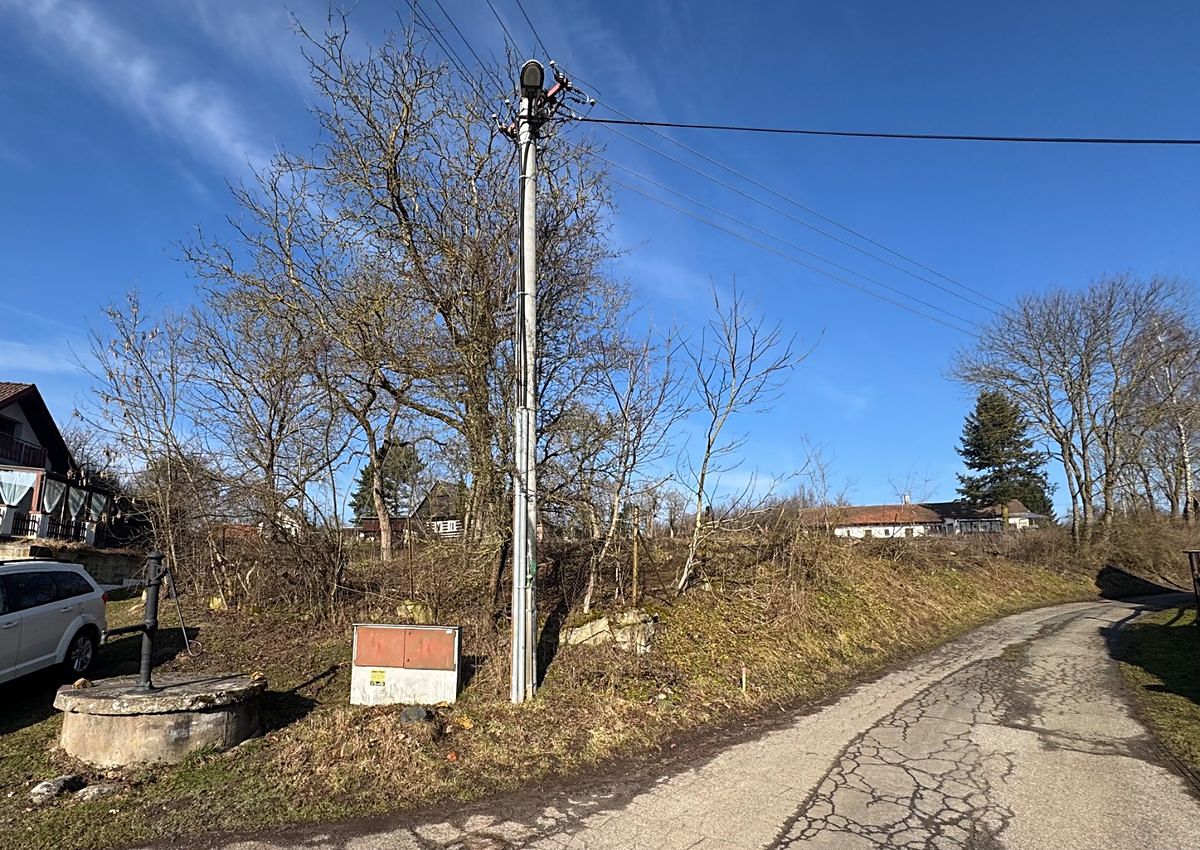 Prodej stavebního pozemku 1110 m²