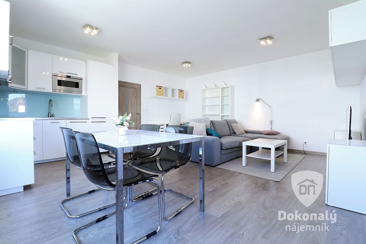 Pronájem bytu 2+kk 61 m²