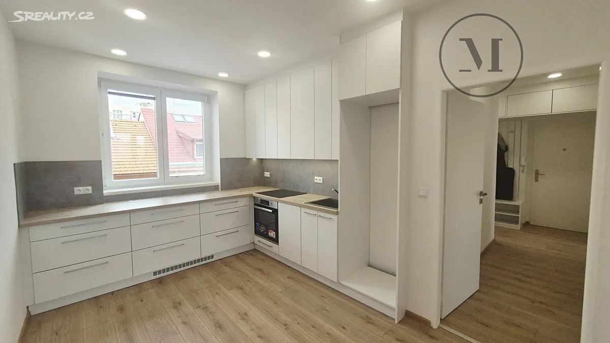 Pronájem bytu 3+kk 65 m², České Budějovice