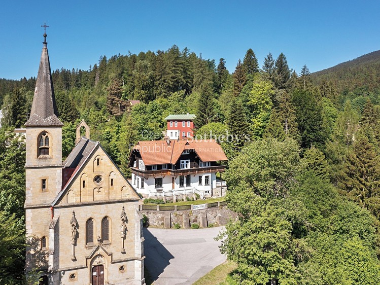 Prodej komerčního prostoru, 77 m² (11 z 26)